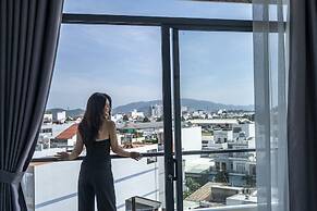 7S Hotel Hoang Anh & Apartment