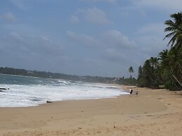 Beach Lagoon Guest House