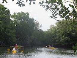 Beach Lagoon Guest House