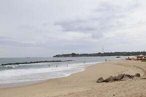 Beach Lagoon Guest House