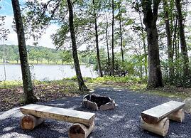 Mountain Springs Lake Resort