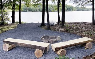 Mountain Springs Lake Resort