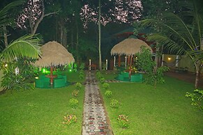 Yala Hotel River Front