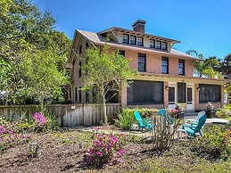 Adora Inn