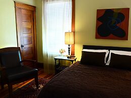 Adora Inn