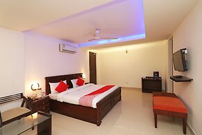 OYO 131 Nhu Phuc Hotel