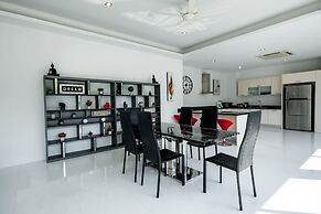 Kamala Contemporary 3 Bedrooms Pool Villa