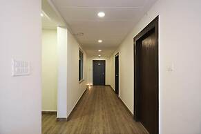 Hotel Sahu Near Kashi Vishwanath Temple Gate