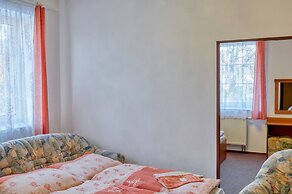Hotel Alf