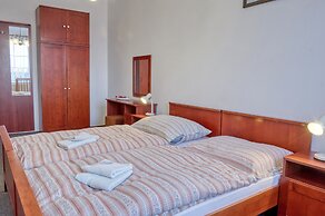 Hotel Alf