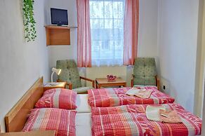 Hotel Alf