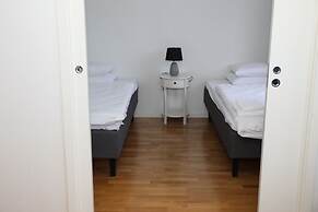 Fastliving Apartment Hotel