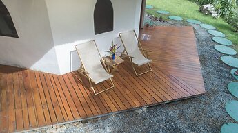 Paradise Lodge