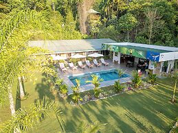 Paradise Lodge