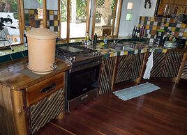 Paradise Lodge