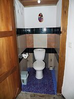Paradise Lodge
