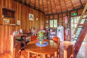 Paradise Lodge