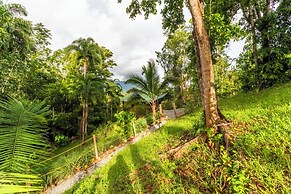 Paradise Lodge