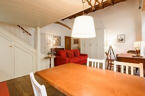 Lambertesca Loft by Mmega