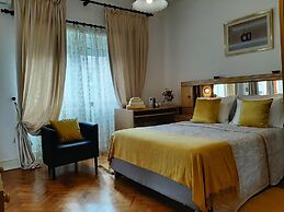 Mary Apartments