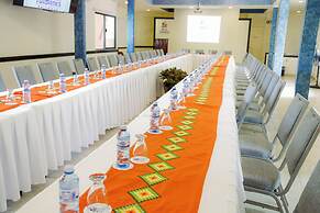 Maya Tulipanes Express