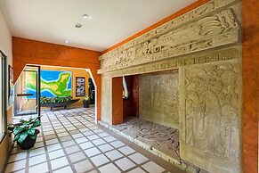 Maya Tulipanes Express