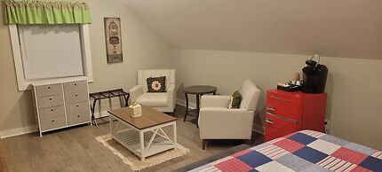 Tin Brook Bed & Breakfast