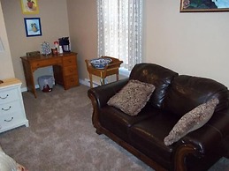 Tin Brook Bed & Breakfast