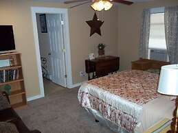 Tin Brook Bed & Breakfast