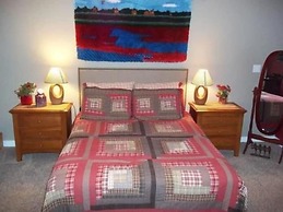 Tin Brook Bed & Breakfast