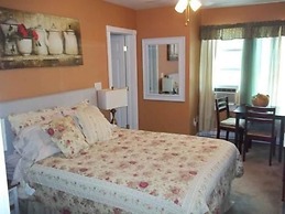 Tin Brook Bed & Breakfast
