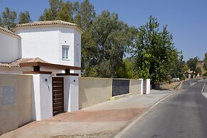 Rural Apartments El Lago