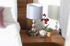 Denver Echo- Executive Guest House