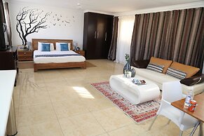 Denver Echo- Executive Guest House