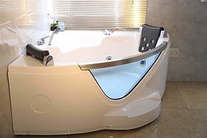 Denver Echo- Executive Guest House