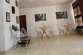 Denver Echo- Executive Guest House