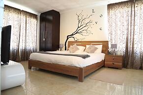 Denver Echo- Executive Guest House