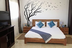 Denver Echo- Executive Guest House