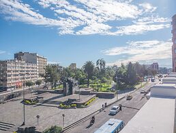 Casona 1914 Quito - Gothic Cathedral View Rooftop