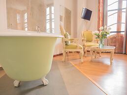 Casona 1914 Quito - Gothic Cathedral View Rooftop