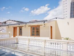 Casona 1914 Quito - Gothic Cathedral View Rooftop