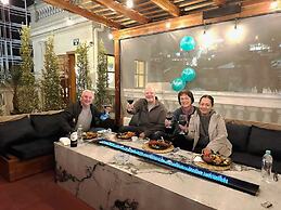 Casona 1914 Quito - Gothic Cathedral View Rooftop