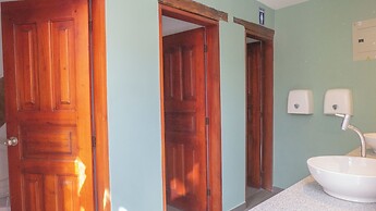 Casona 1914 Quito - Gothic Cathedral View Rooftop