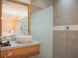 Casona 1914 Quito - Gothic Cathedral View Rooftop