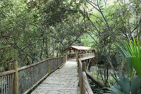 Hostería Río Escondido