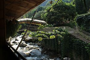 Hostería Río Escondido