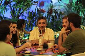 Hostería Río Escondido