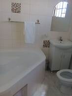 Rest Shade Bed And Breakfast