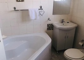 Rest Shade Bed And Breakfast