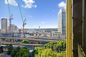 Full Darling Harbour View Luxury 2 Bedroom Apartment